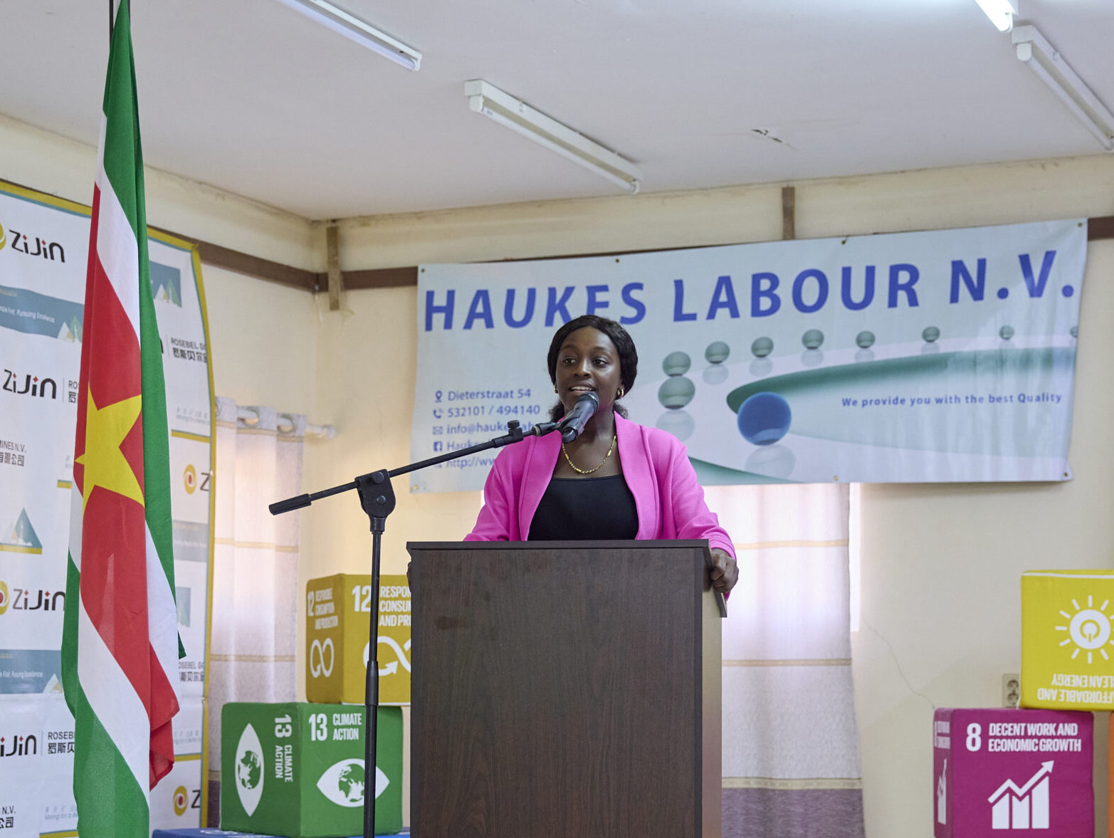 Suzanne Edenburg Triumphs at Zijin Rosebel Brokopondo Speech Contest 2024