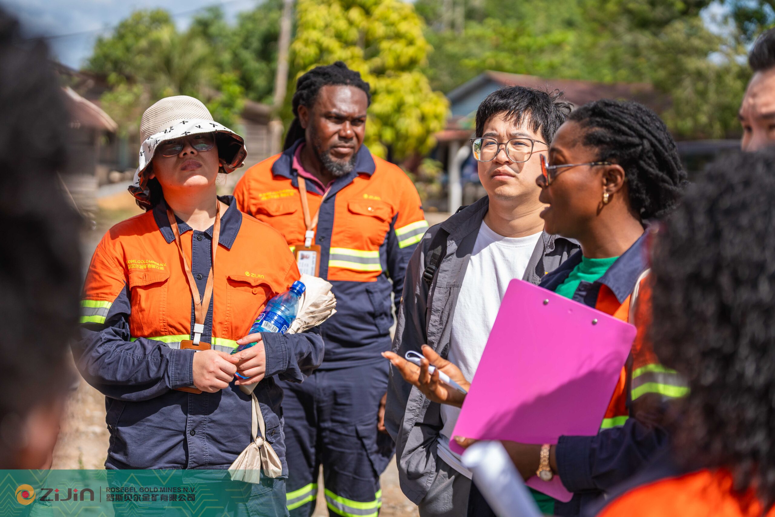 Village_walk-about-136