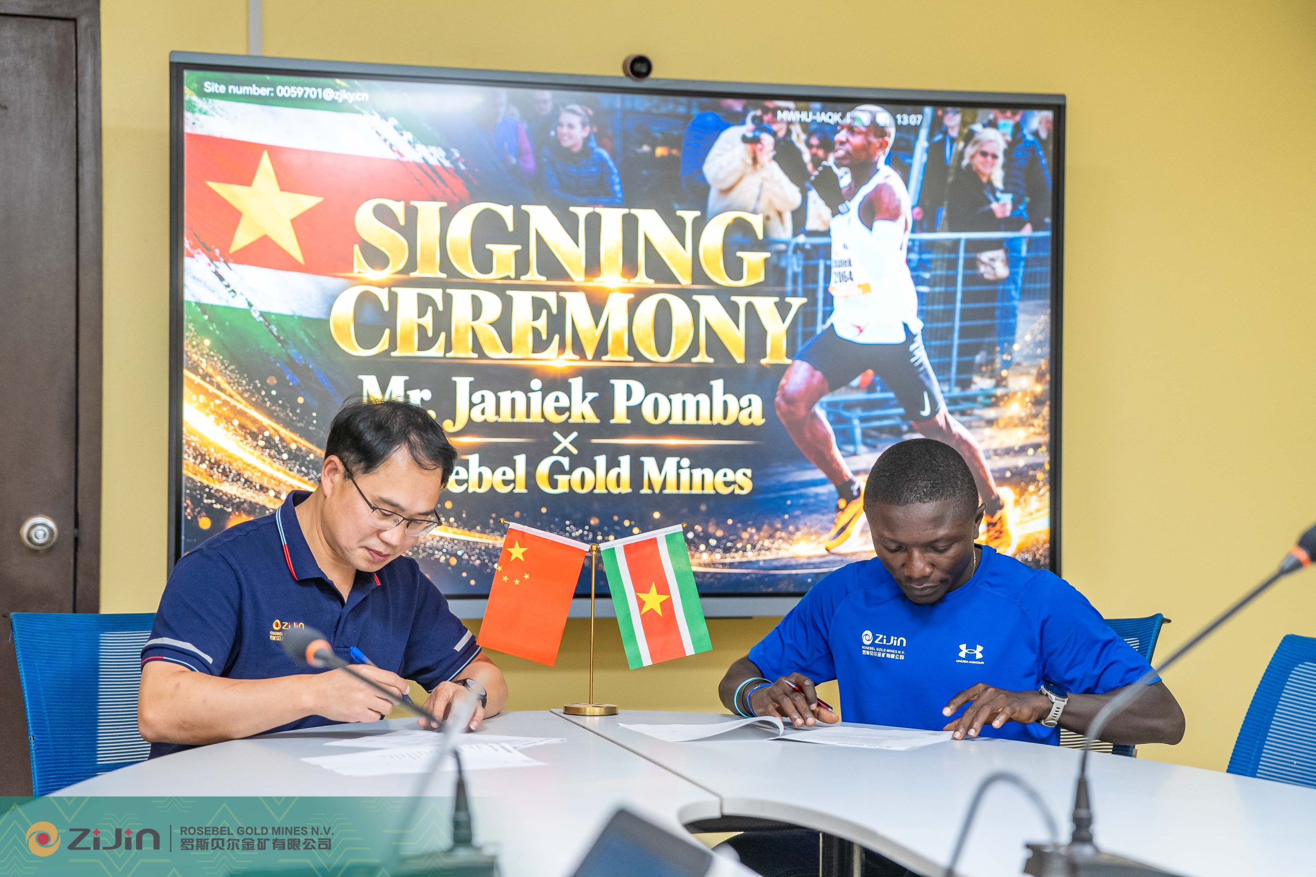 signing-Pomba-1